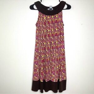 < Vintage London Style 70’s Inspired Dress >